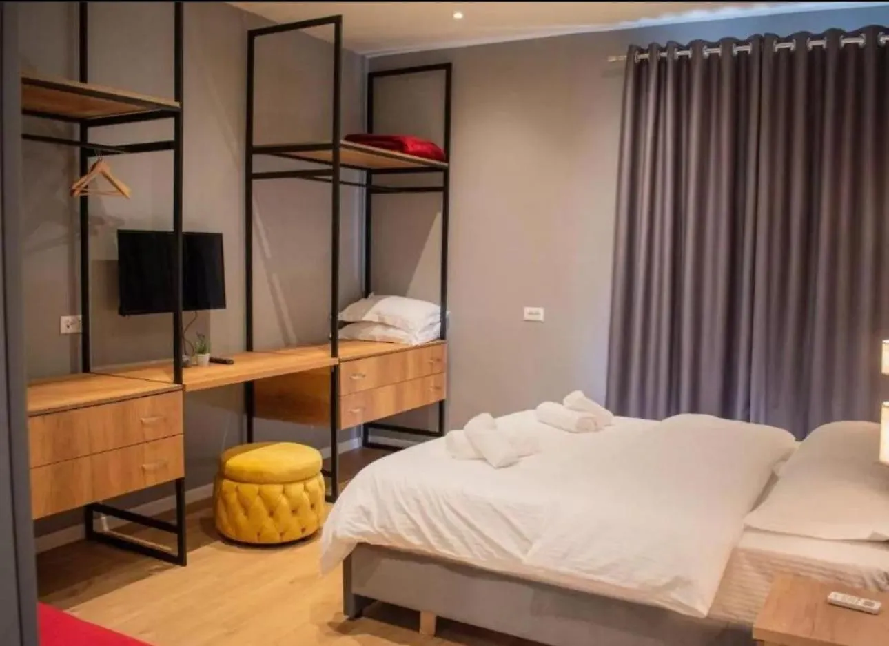 Hotel Tirona Tirana
