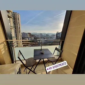 Apartamento My, Tirana
