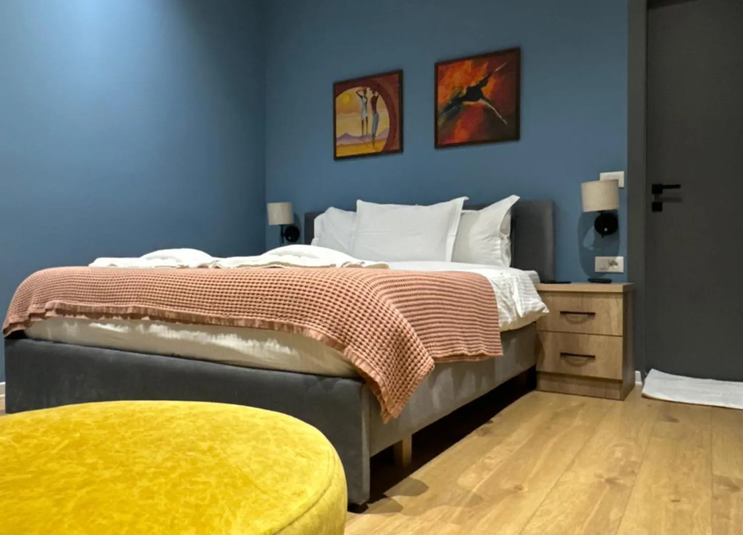 Hotel Tirona 티라나 0*,  알바니아