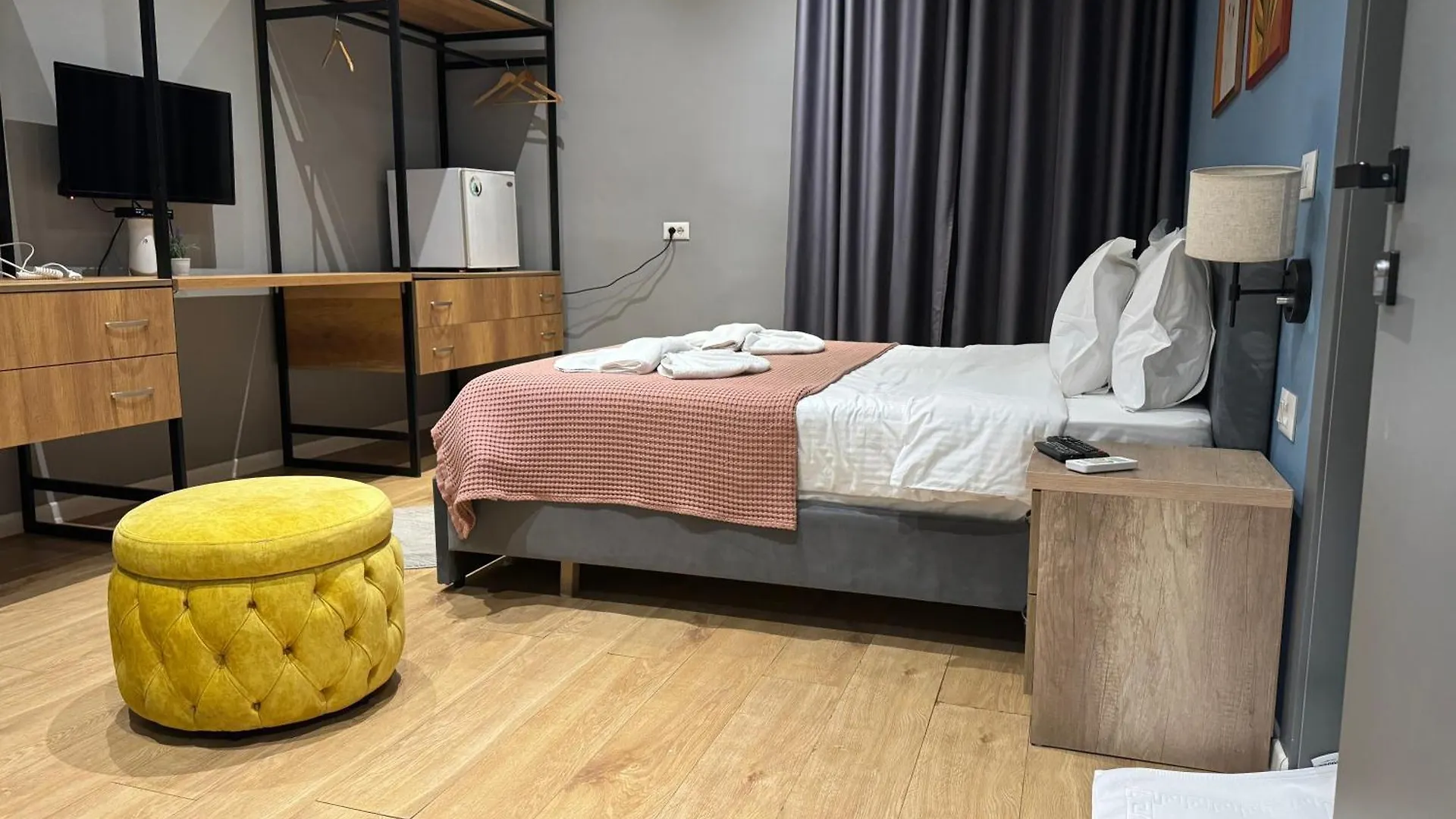 Hotel Tirona Tirana